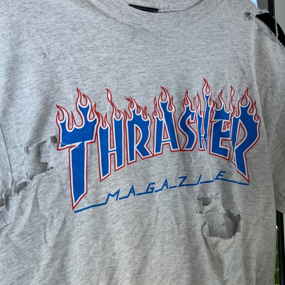 Distressed thrasher t-shirt - Picture 2 of 3